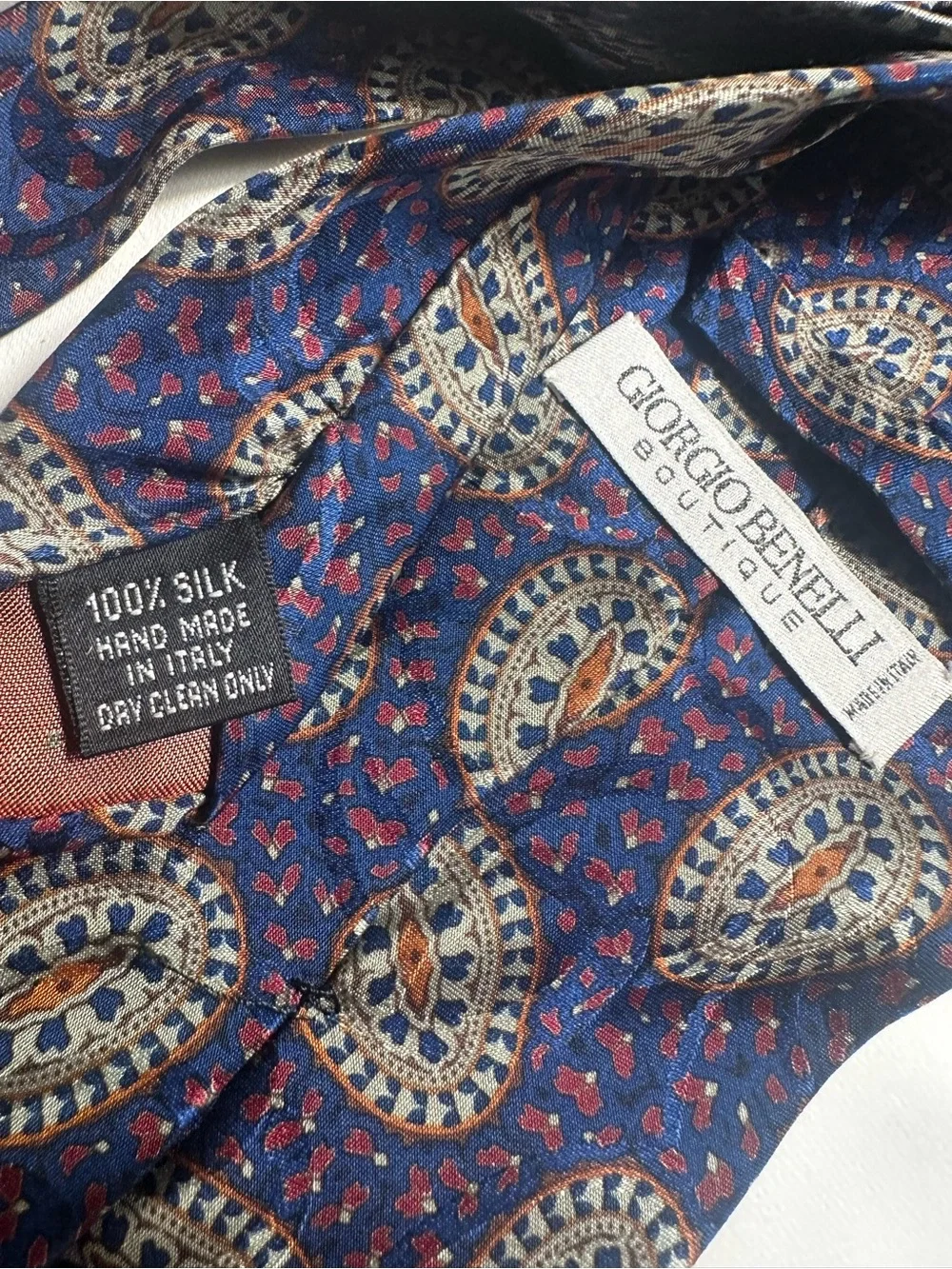 A43. 100% silk • Handmade in Italy • Giorgio Benelli Boutique